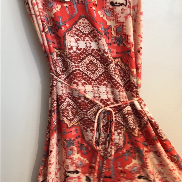 Long maxi with adjustable straps, in side slit. - Picture 7 of 8